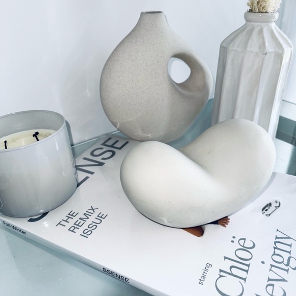 DECOR Cement Bean Piece - Picture 2 of 3